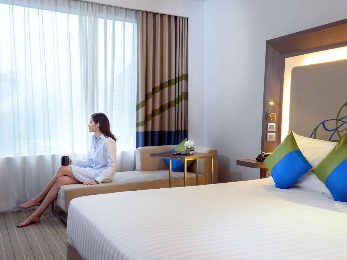 Four Points By Sheraton Bangkok Ploenchit - Formerly Novotel Bangkok Ploenchit Eksteriør billede